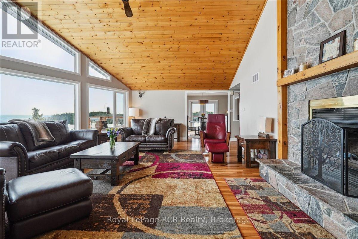 












196313 GREY 7 ROAD

,
Grey Highlands,




Ontario
N4L1W7

