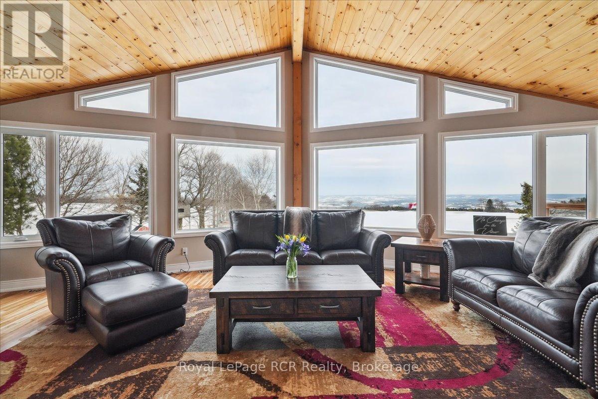 












196313 GREY 7 ROAD

,
Grey Highlands,




Ontario
N4L1W7


