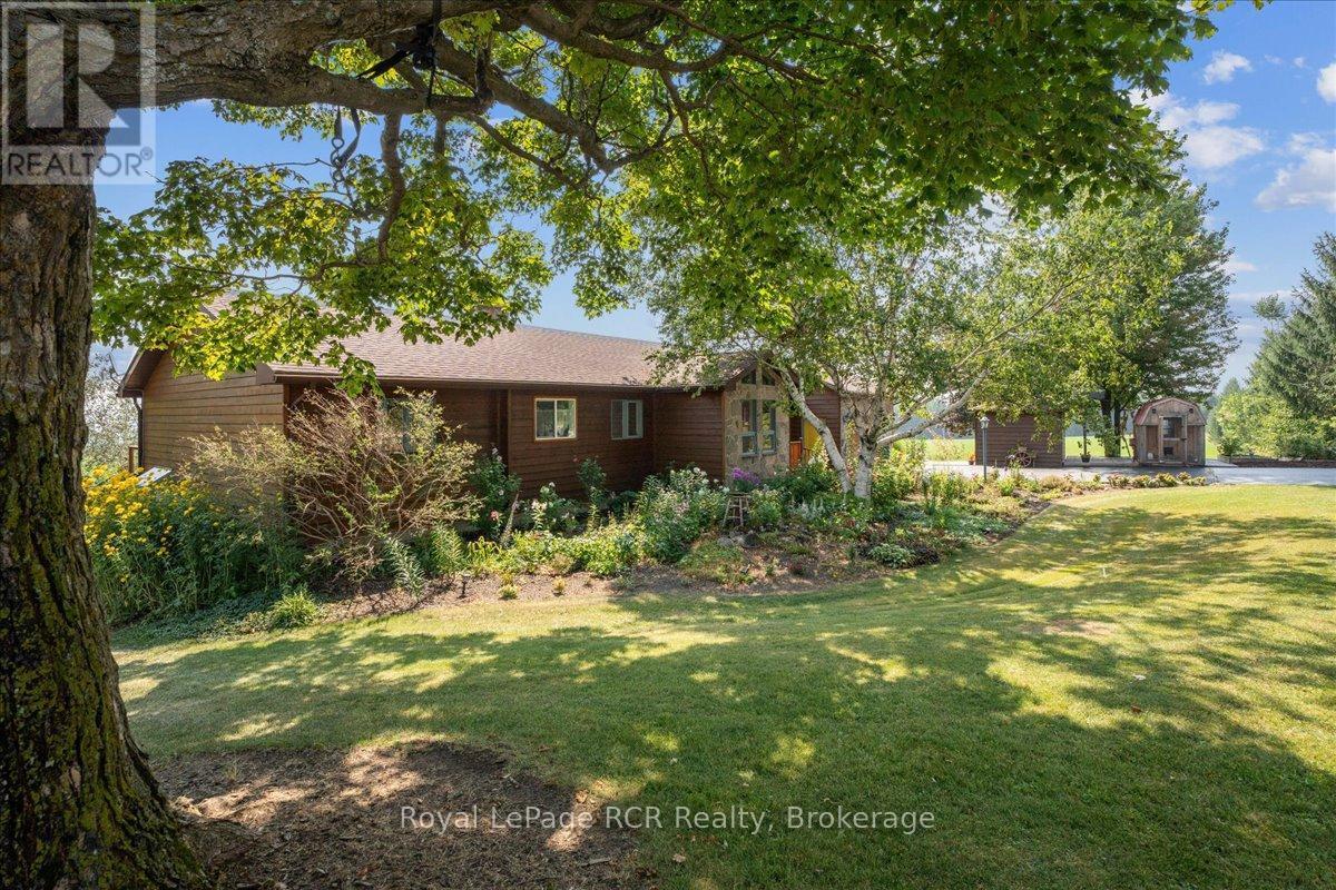 












196313 GREY 7 ROAD

,
Grey Highlands,




Ontario
N4L1W7

