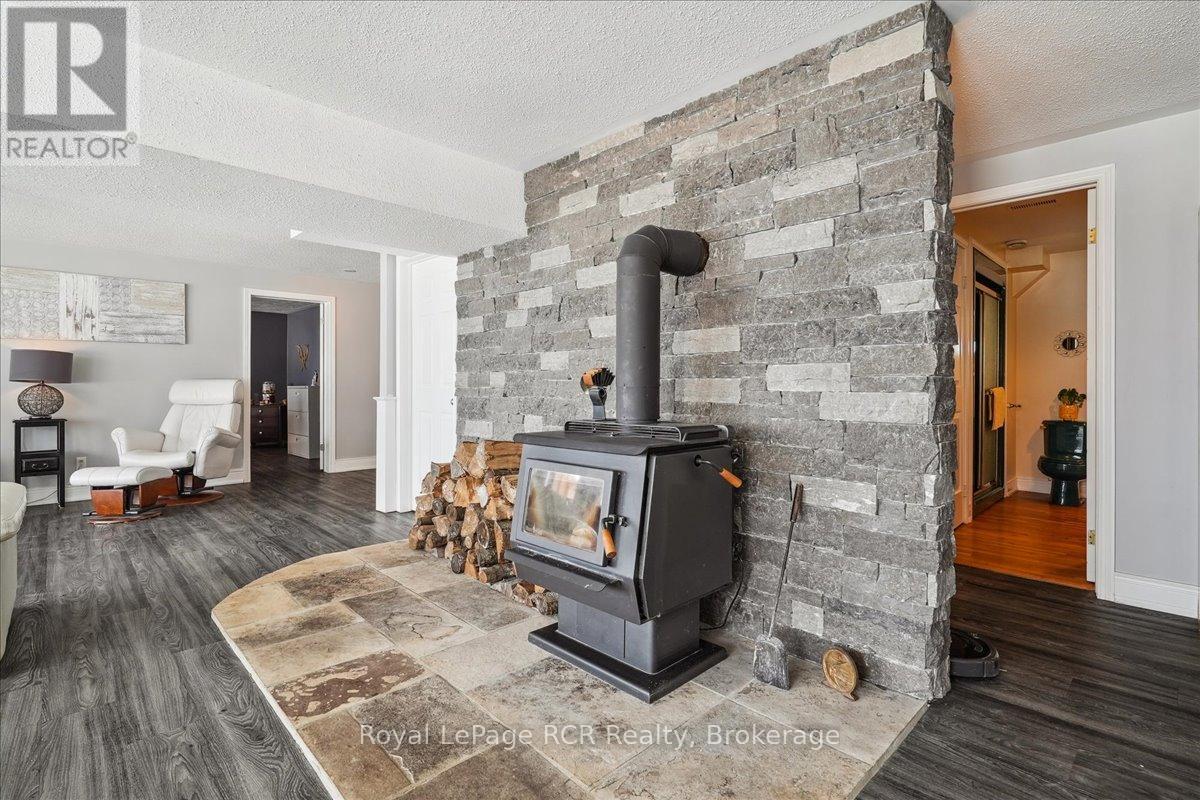 












196313 GREY 7 ROAD

,
Grey Highlands,




Ontario
N4L1W7

