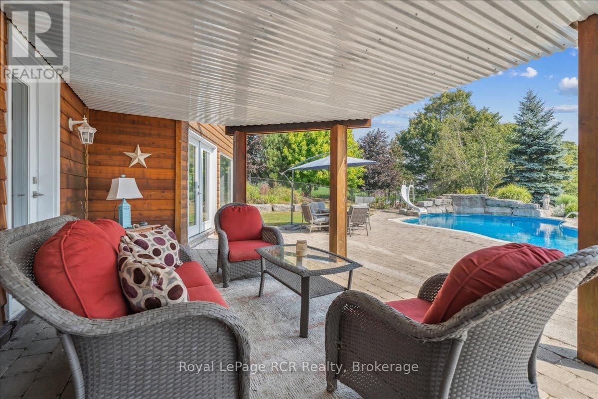 












196313 GREY 7 ROAD

,
Grey Highlands,




Ontario
N4L1W7

