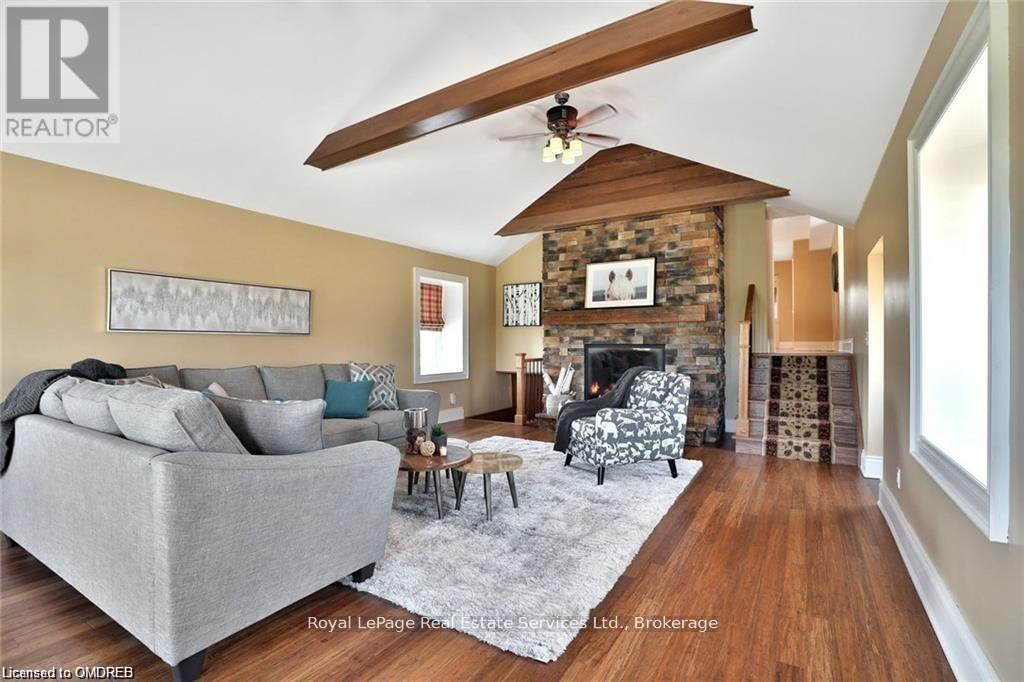 












4197 WALKERS LINE

,
Burlington,




Ontario
L7R3X4

