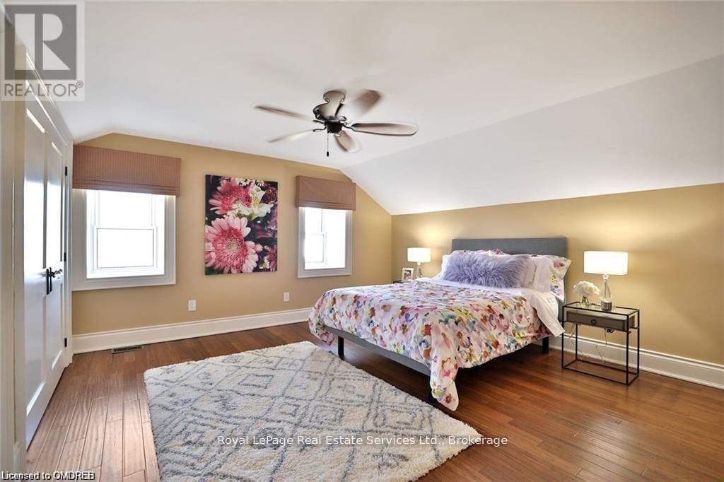 












4197 WALKERS LINE

,
Burlington,




Ontario
L7R3X4


