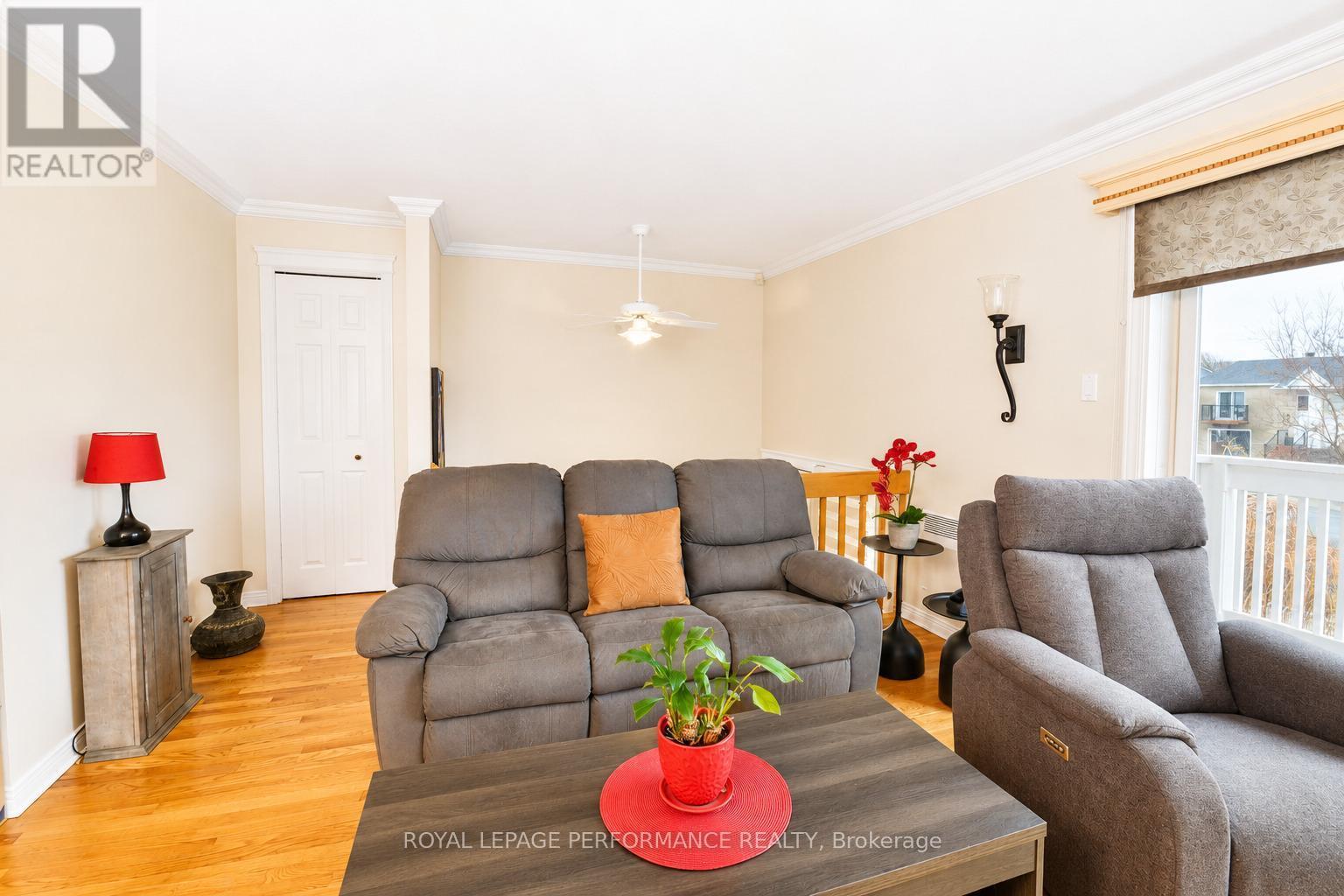 












443 TUPPER STREET

,
Hawkesbury,




Ontario
K6A3L9

