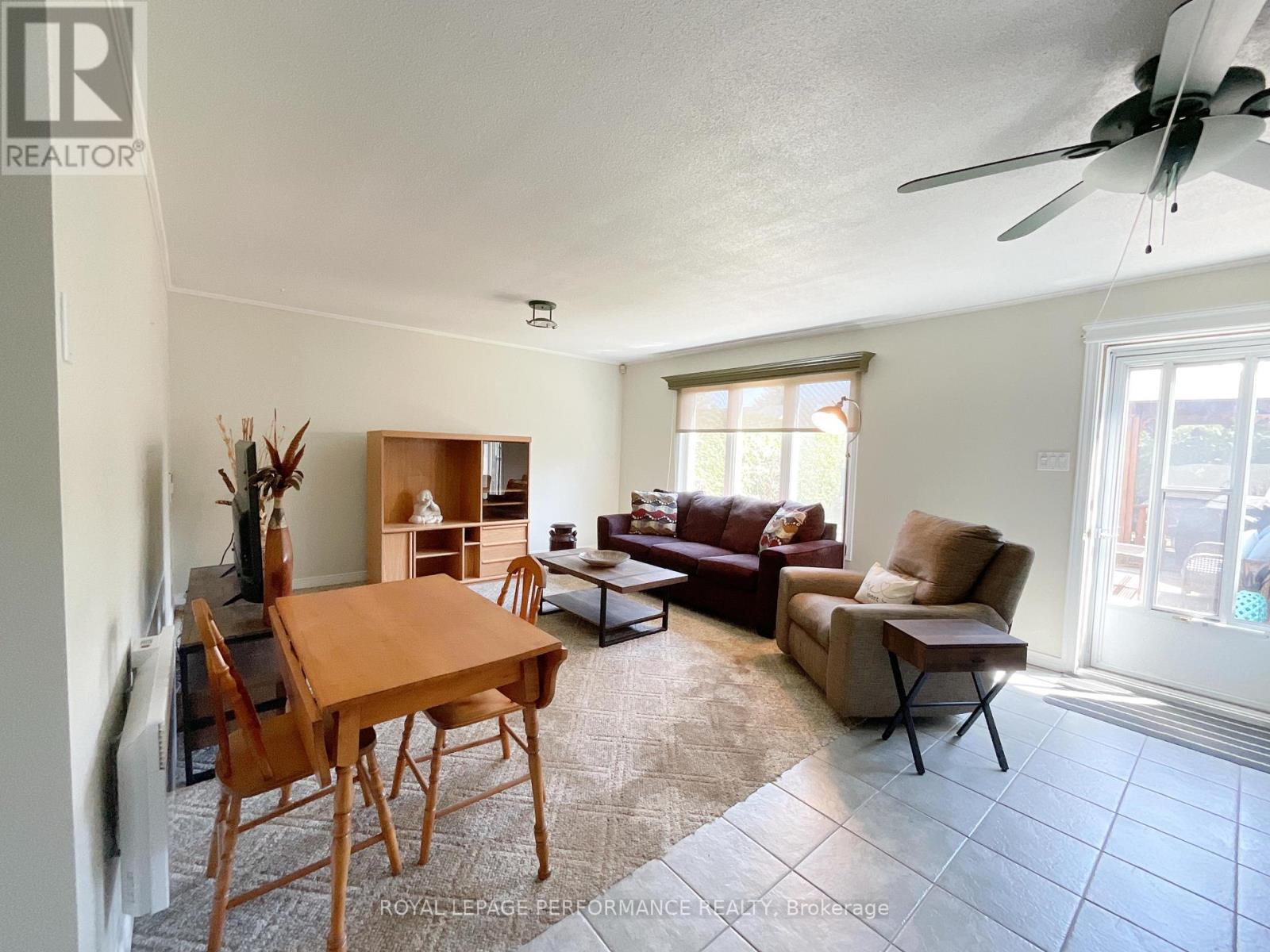 












443 TUPPER STREET

,
Hawkesbury,




Ontario
K6A3L9


