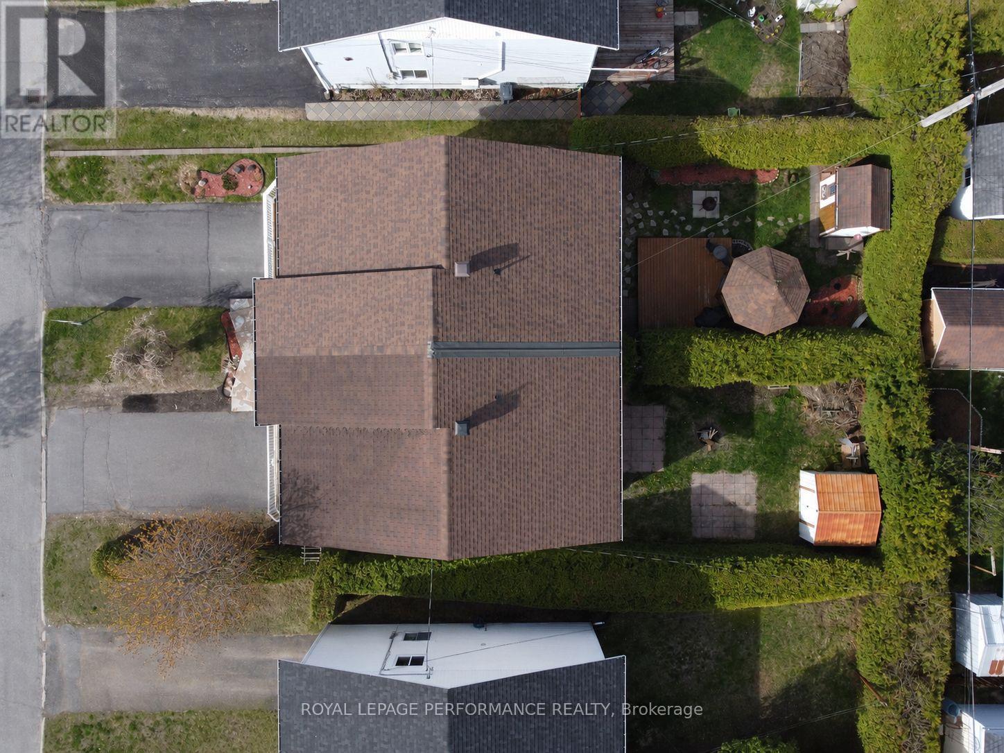 












443 TUPPER STREET

,
Hawkesbury,




Ontario
K6A3L9

