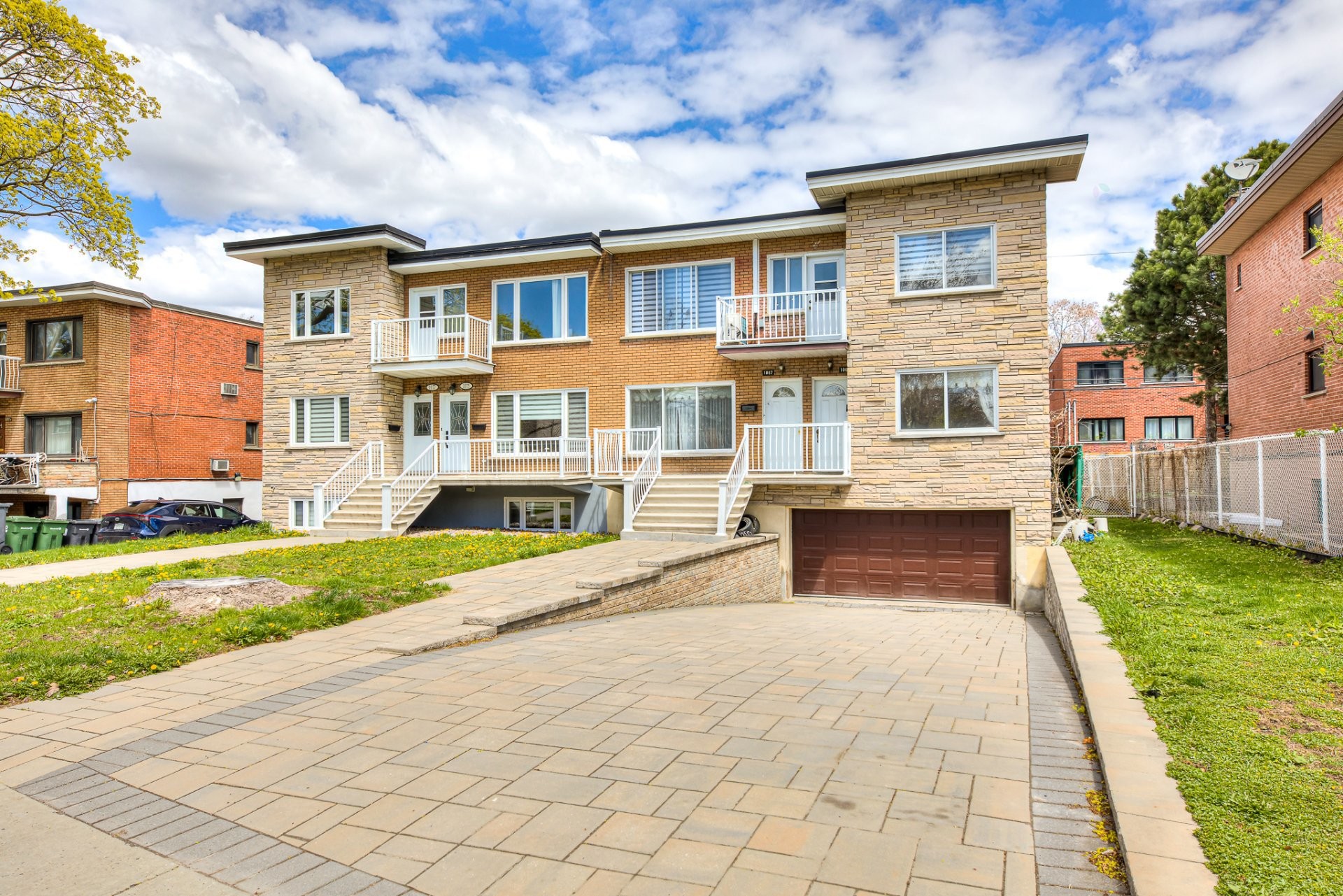 









1067


Rue Marlatt

,
Montréal (Saint-Laurent),




QC
H4R1T1


