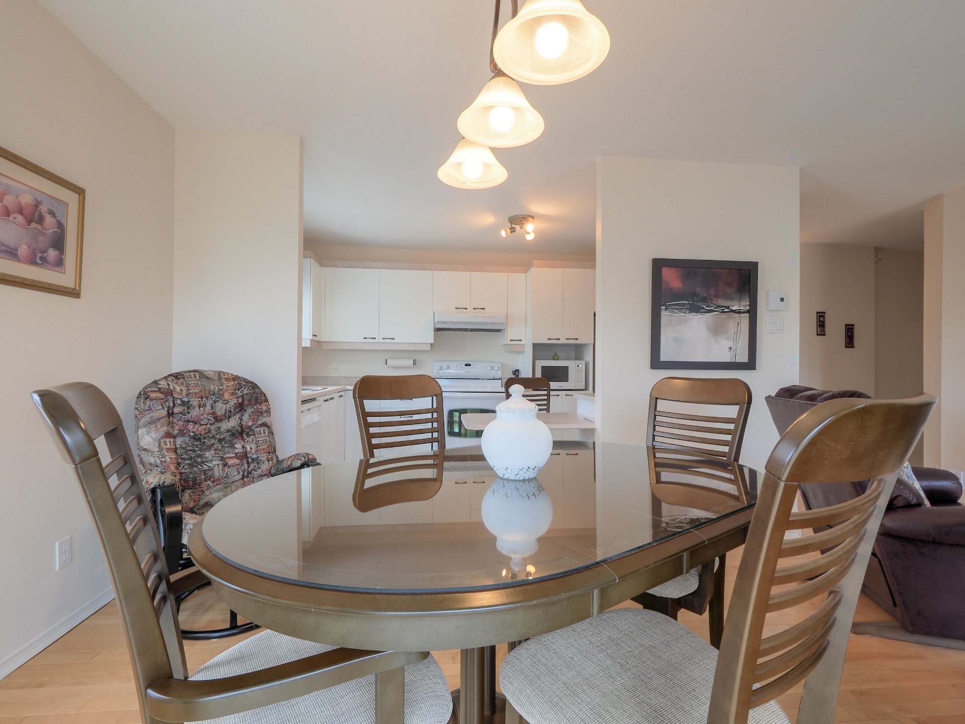 









4616


Boul. Rigaud

,
Trois-Rivières,




QC
G8Y6Y4

