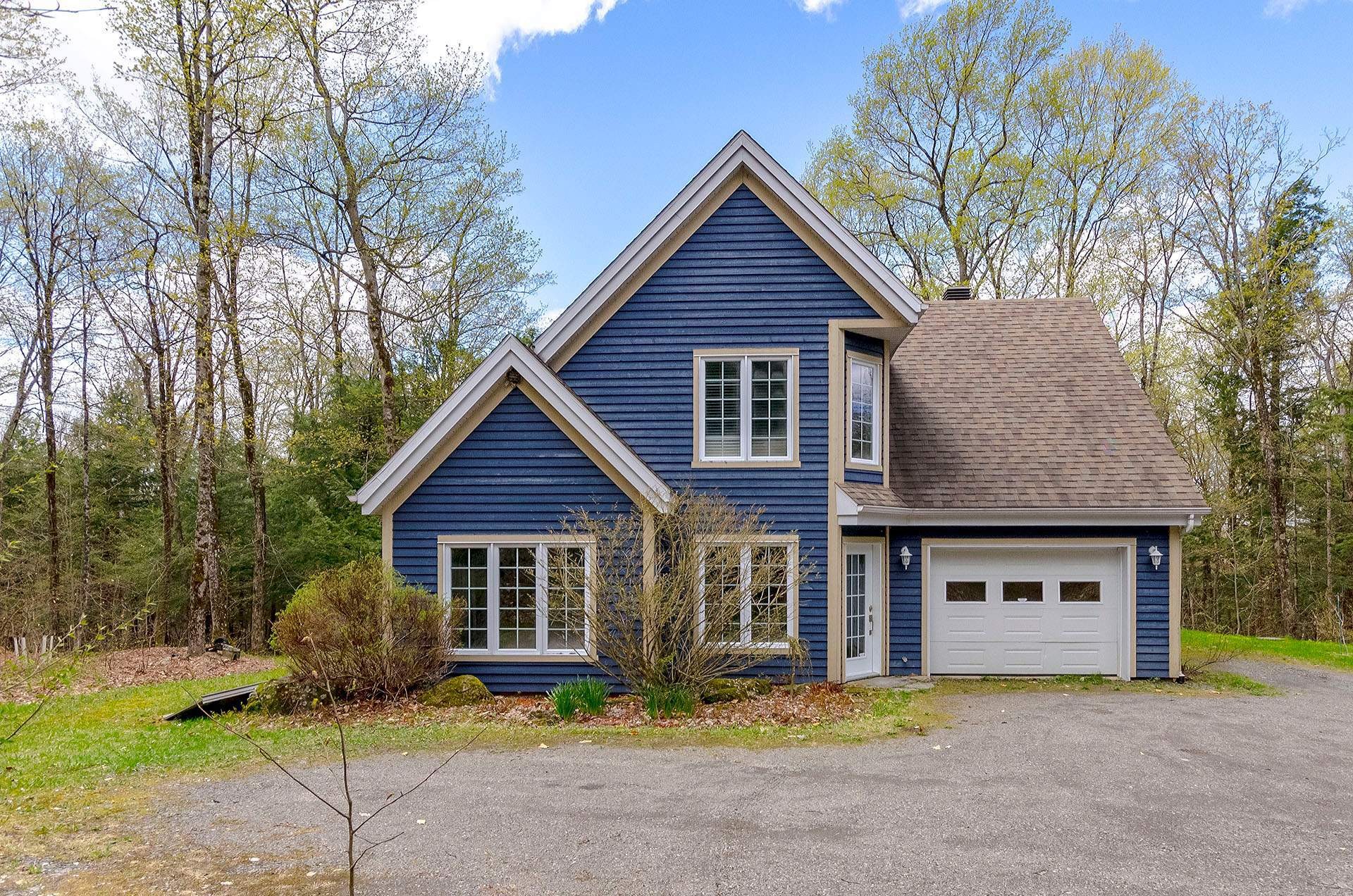 









191


Ch. des Pinsons

,
Sutton,




QC
J0E2K0

