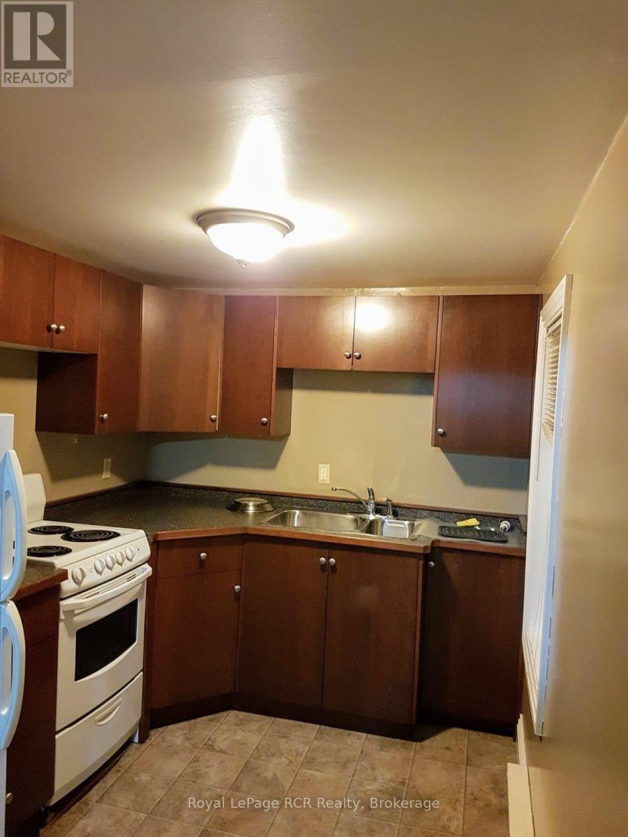












203 MAIN STREET E

,
Minto,




Ontario
N0G2P0

