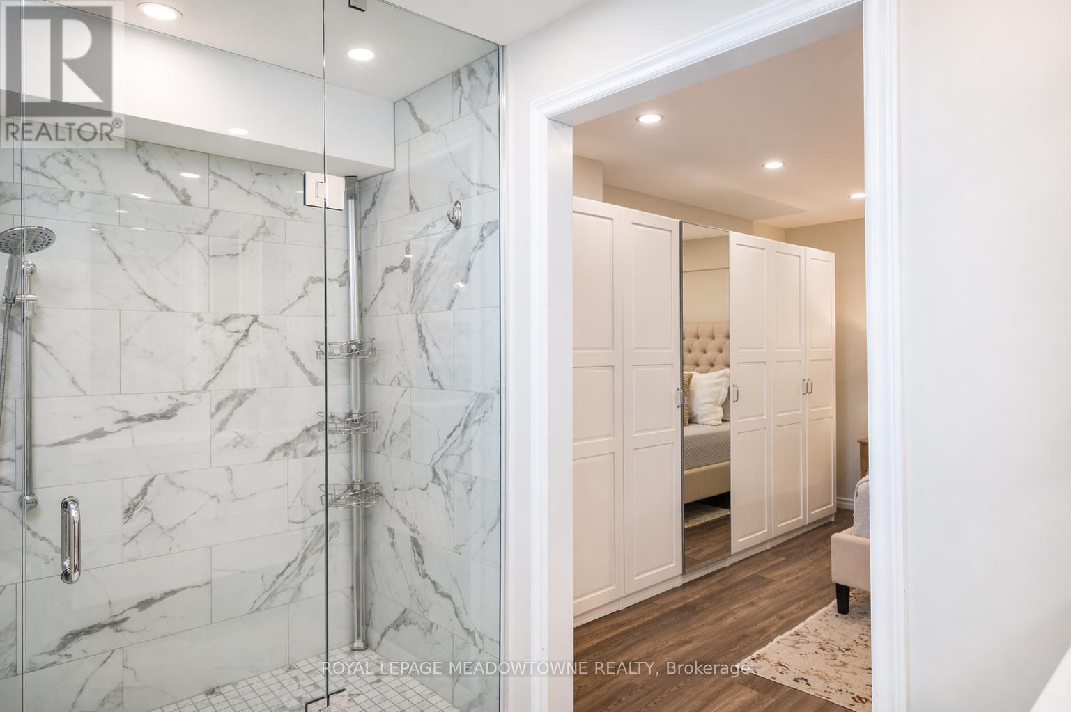 












536 NELSON COURT

,
Milton,




Ontario
L9T3A6


