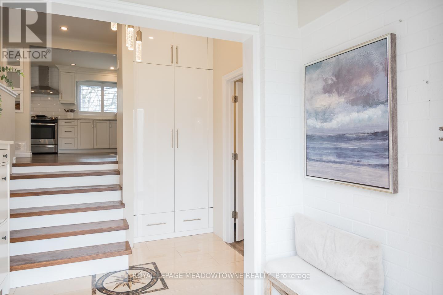 












536 NELSON COURT

,
Milton,




Ontario
L9T3A6

