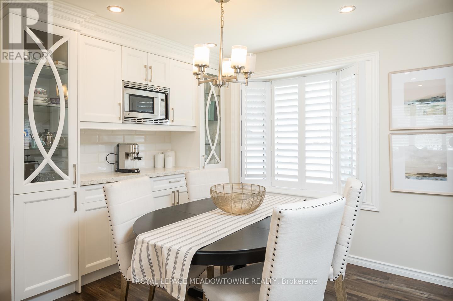












536 NELSON COURT

,
Milton,




Ontario
L9T3A6

