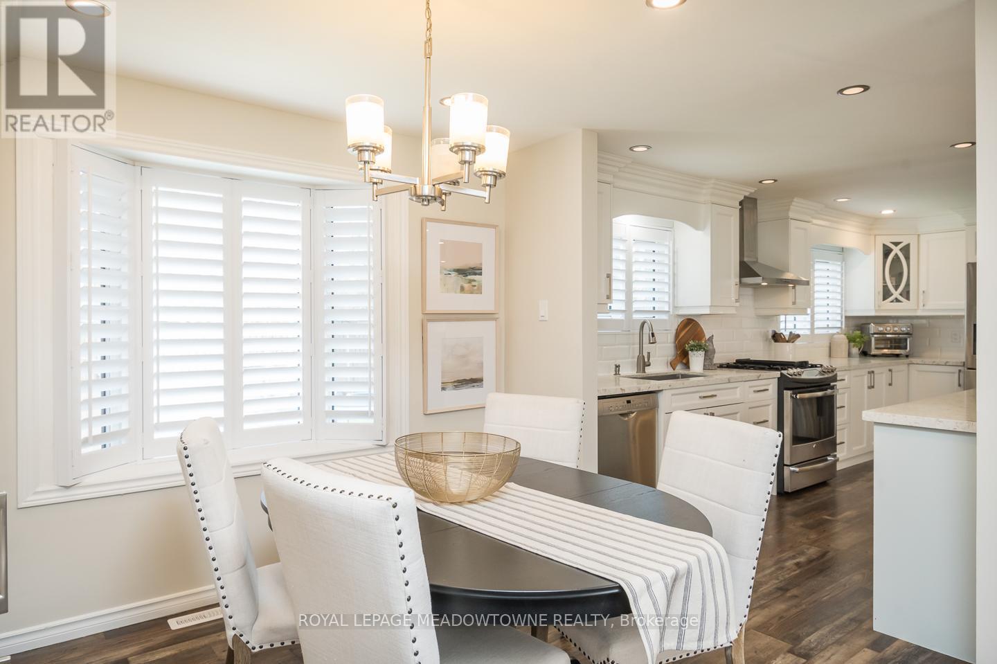 












536 NELSON COURT

,
Milton,




Ontario
L9T3A6

