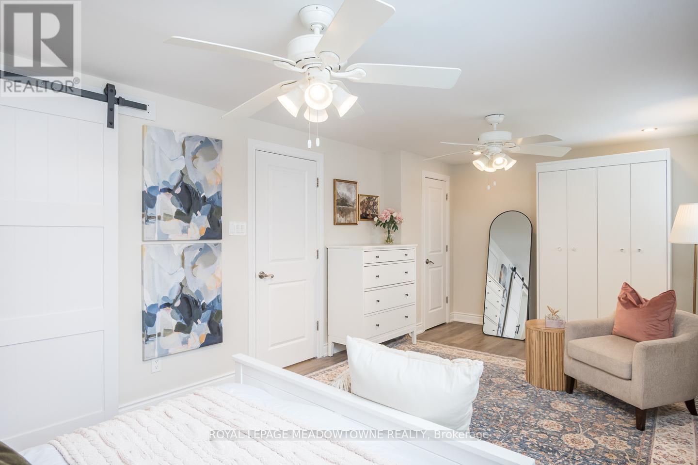 












536 NELSON COURT

,
Milton,




Ontario
L9T3A6

