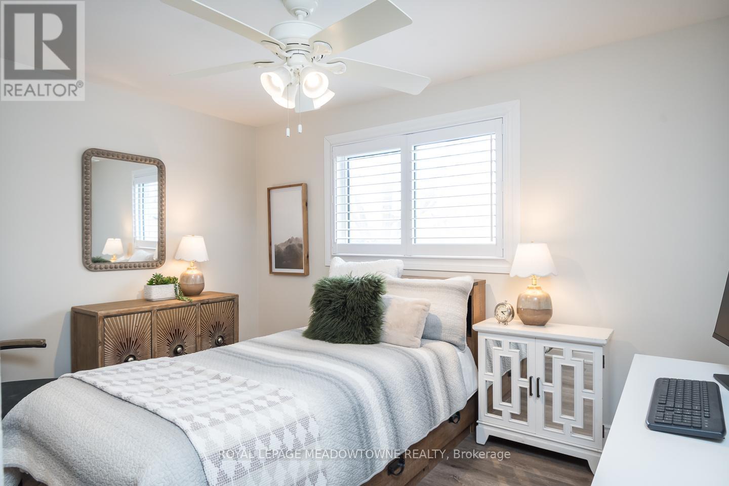 












536 NELSON COURT

,
Milton,




Ontario
L9T3A6

