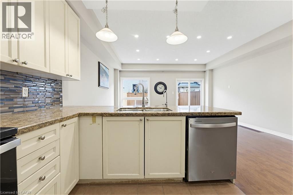 












110 HIGHLAND Road E Unit# 75

,
Kitchener,




Ontario
N2M3S1


