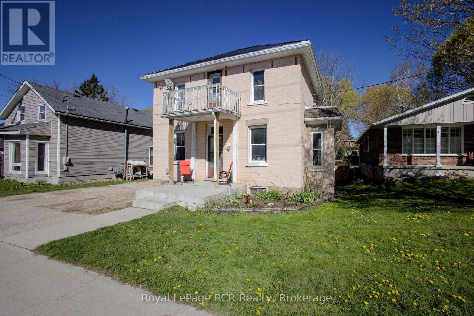 












145 FREDERICK STREET E

,
Wellington North (Arthur),




Ontario
N0G1A0

