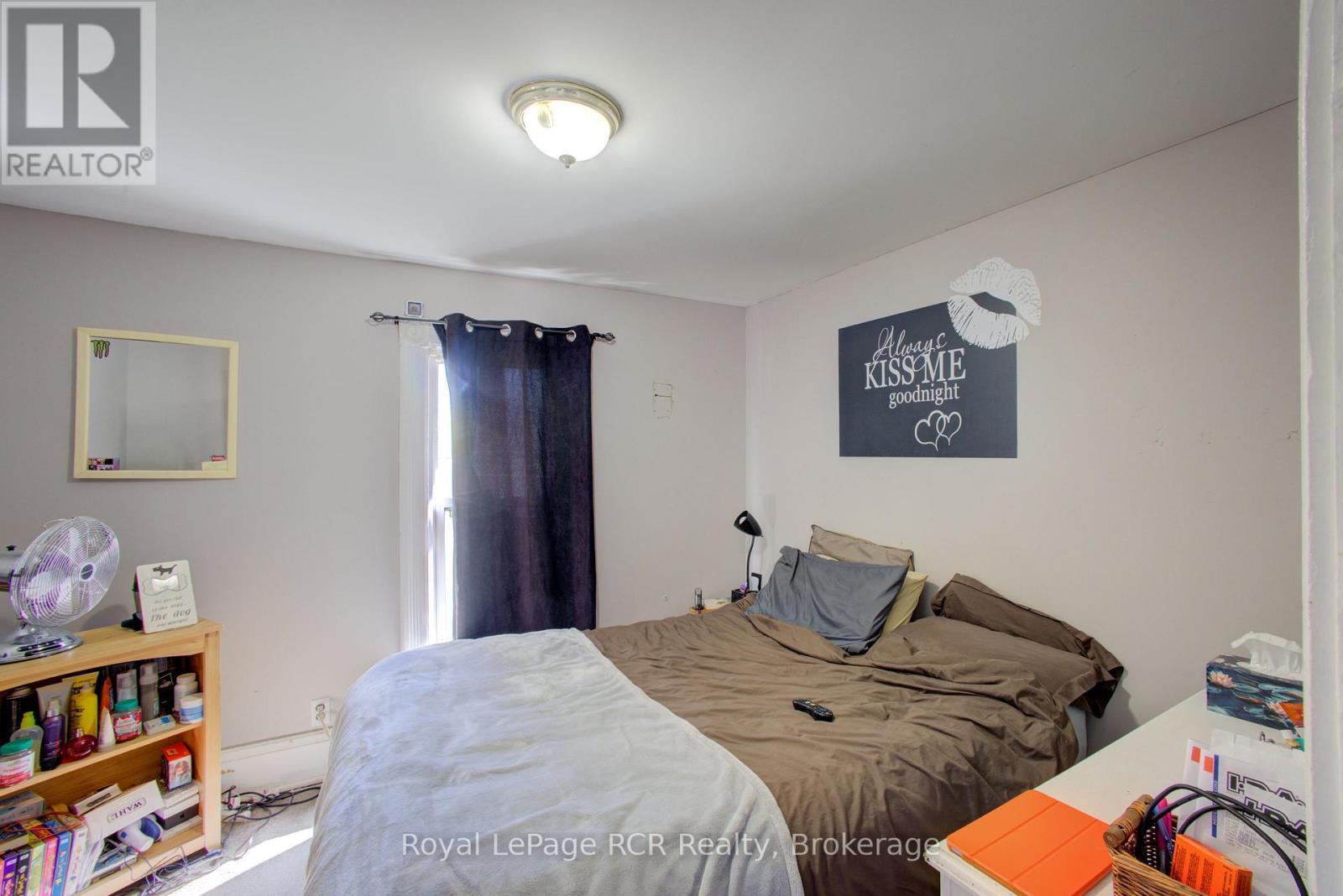 












145 FREDERICK STREET E

,
Wellington North (Arthur),




Ontario
N0G1A0

