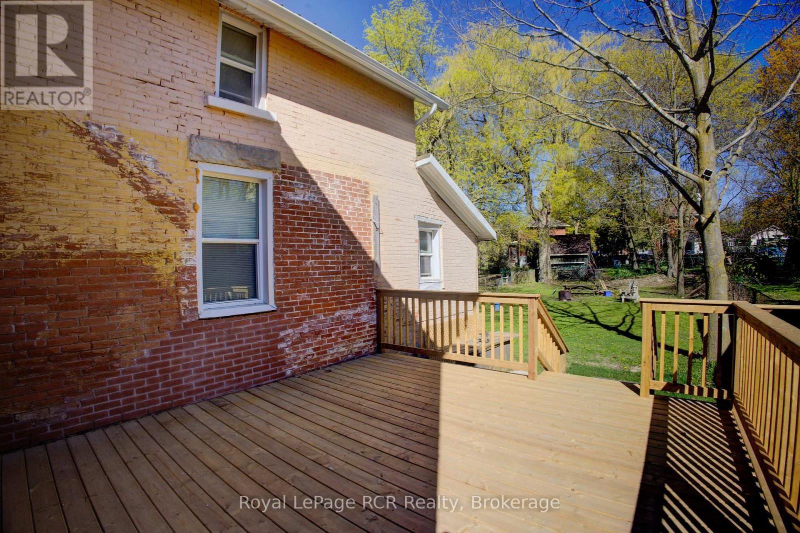 












145 FREDERICK STREET E

,
Wellington North (Arthur),




Ontario
N0G1A0

