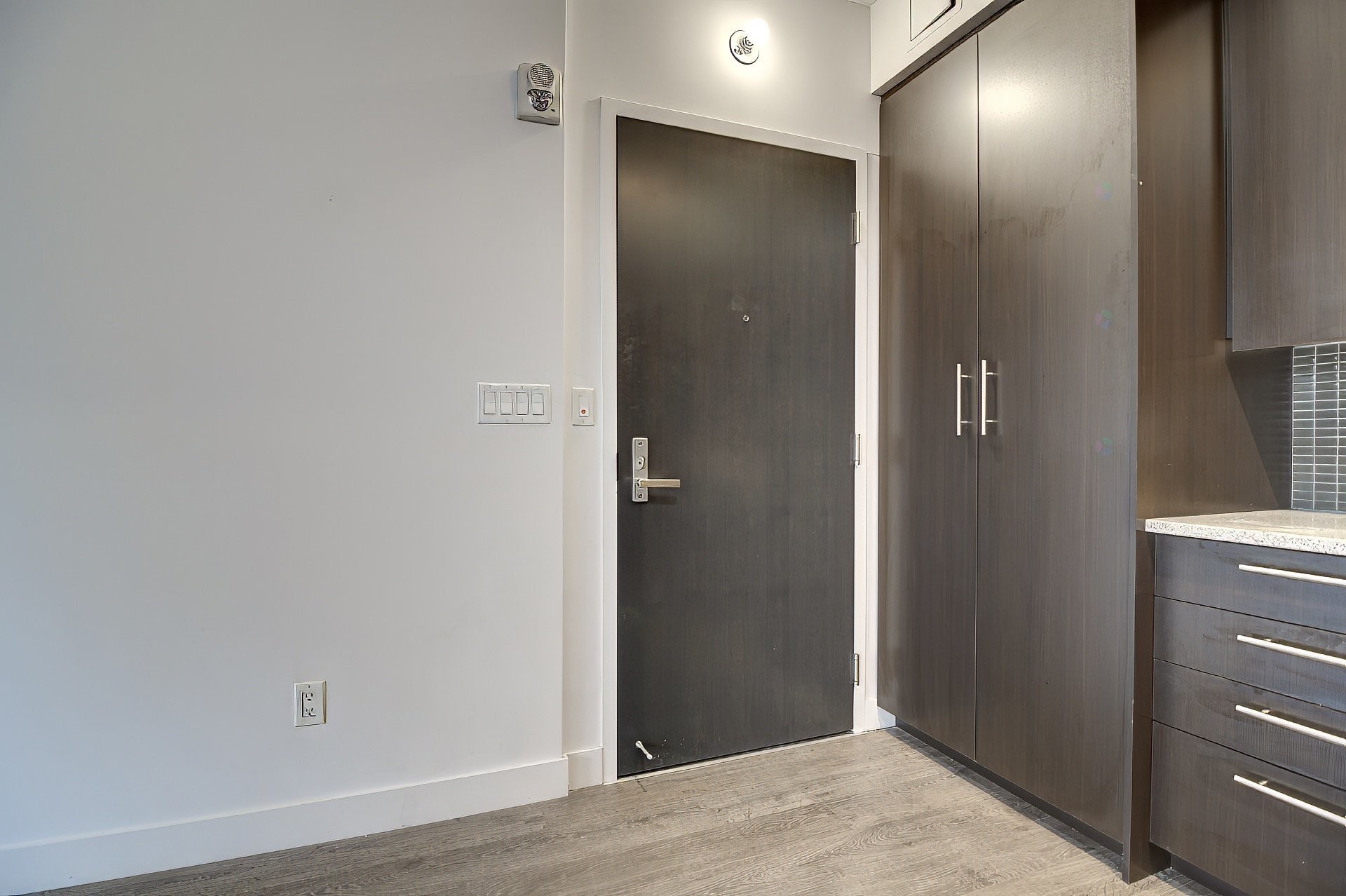 









3300


Av. Troie

, 205,
Montréal (Côte-des-Neiges/Notre-Dame-de-Grâce),




QC
H3V1A9

