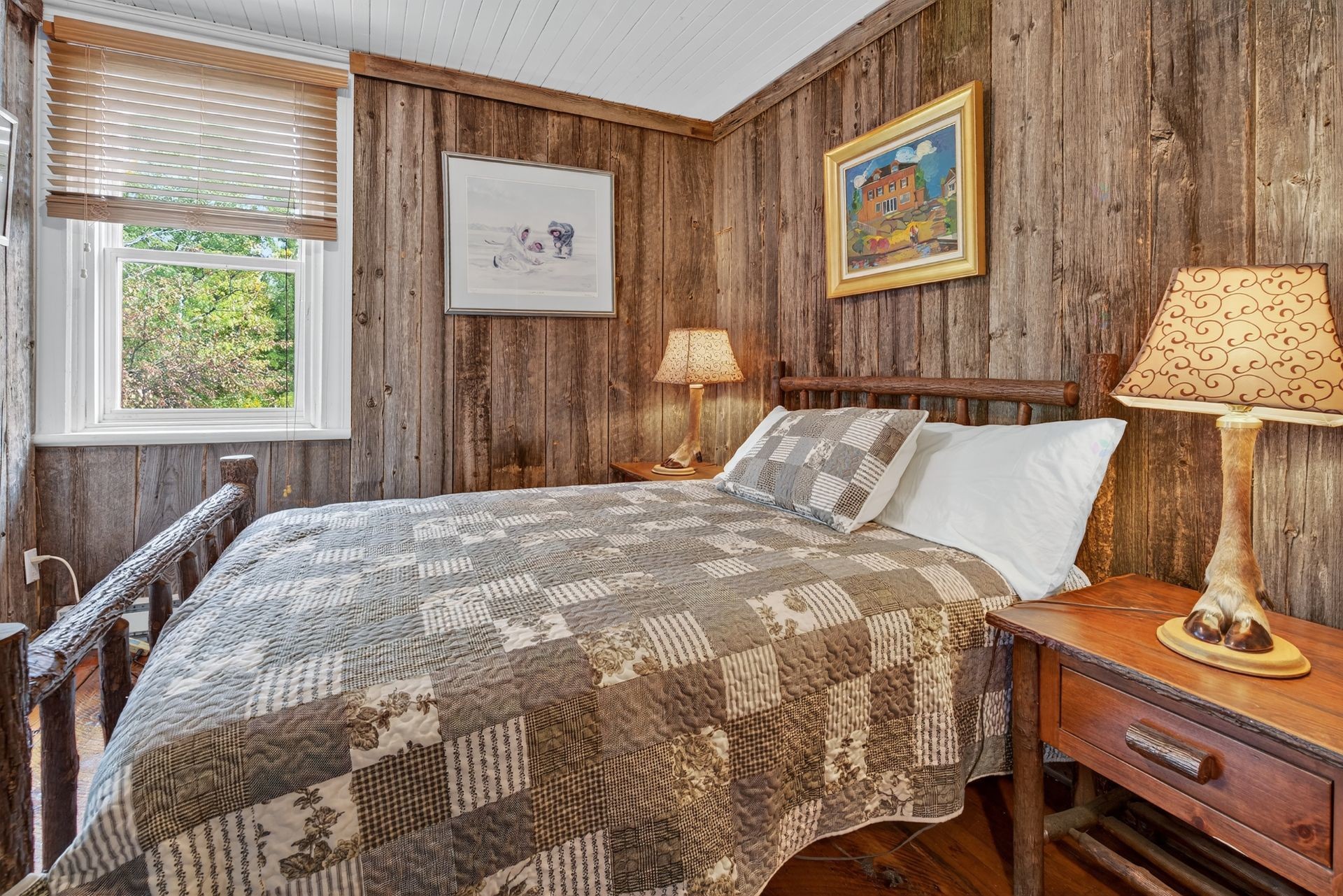 









102


Ch. du Lac-Ludger

,
Lantier,




QC
J0T1V0


