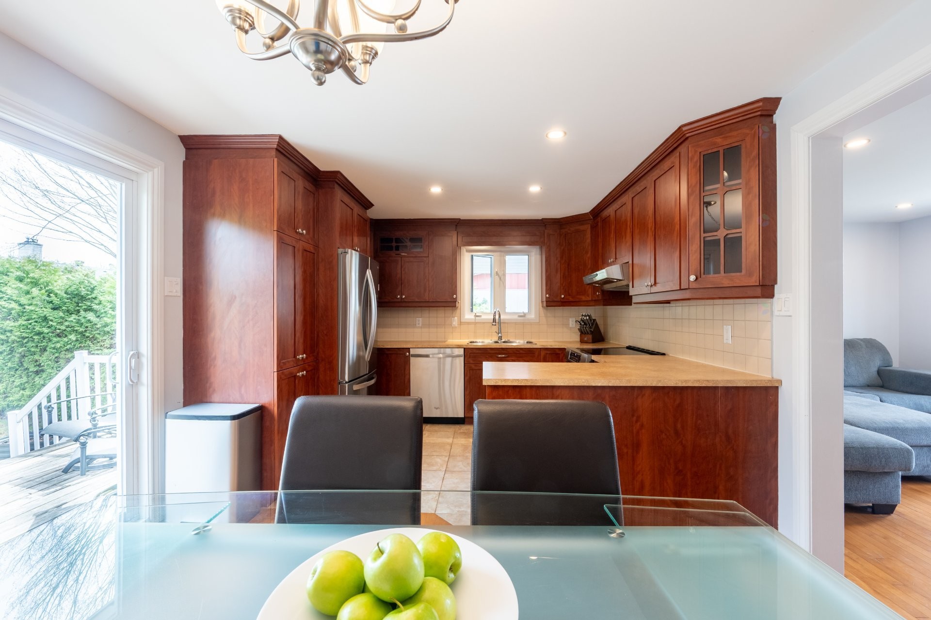 









503


Rue Foch

,
Granby,




QC
J2G6C8

