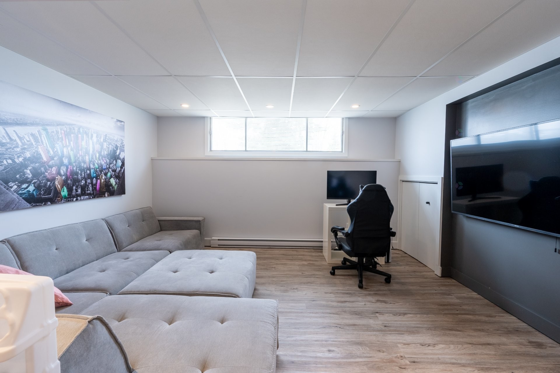 









503


Rue Foch

,
Granby,




QC
J2G6C8

