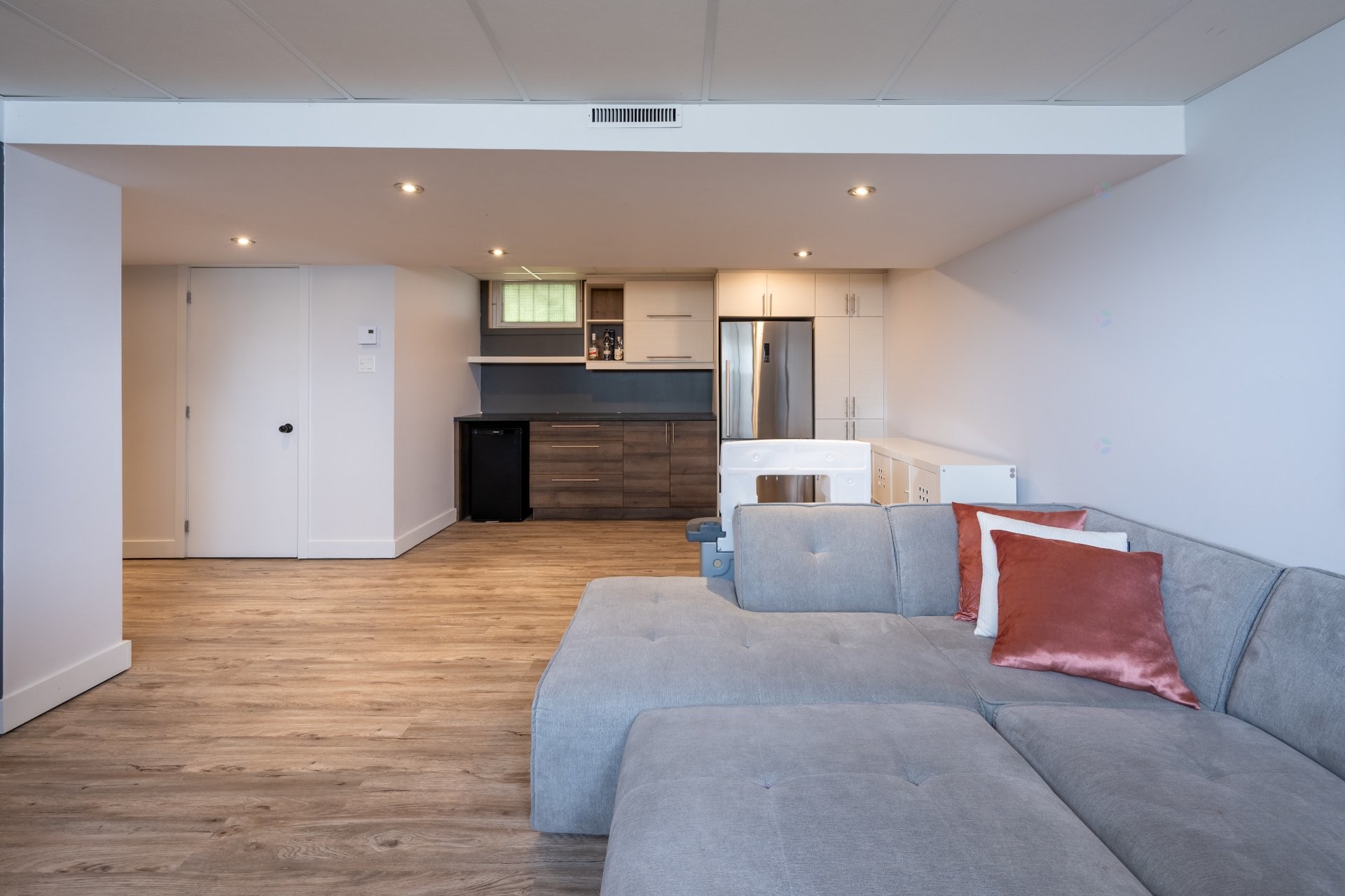 









503


Rue Foch

,
Granby,




QC
J2G6C8

