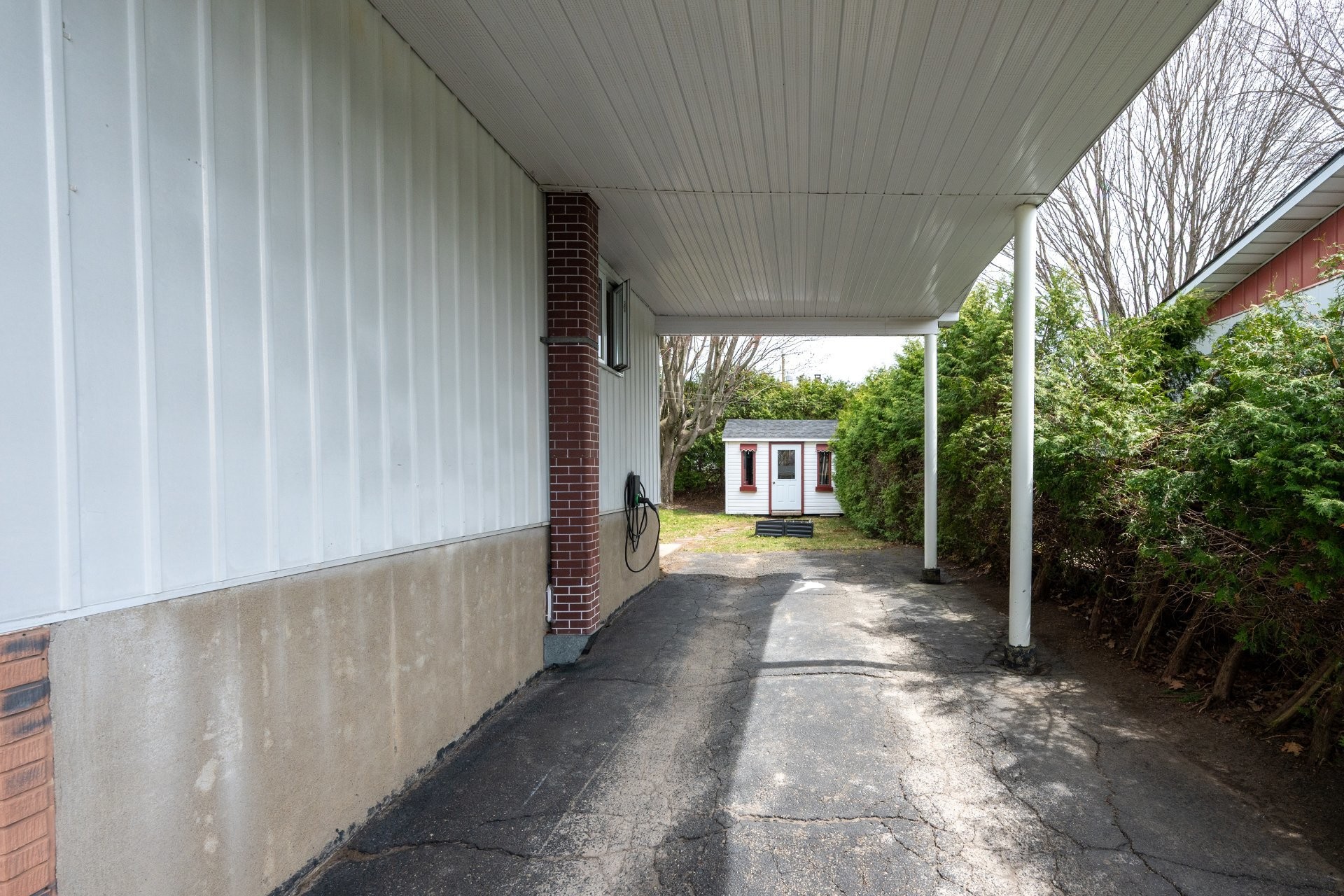 









503


Rue Foch

,
Granby,




QC
J2G6C8

