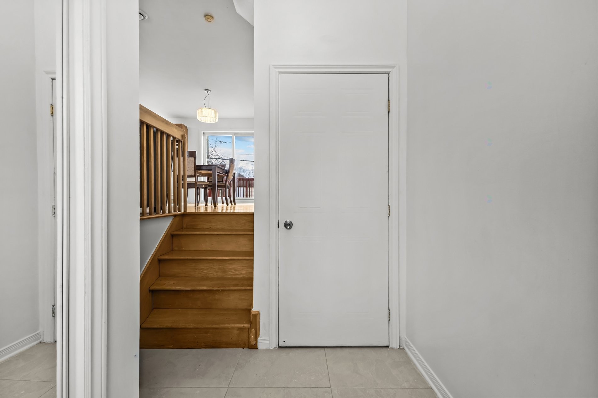 









6856


Rue Henri-Julien

,
Laval (Sainte-Rose),




QC
H7L5X7


