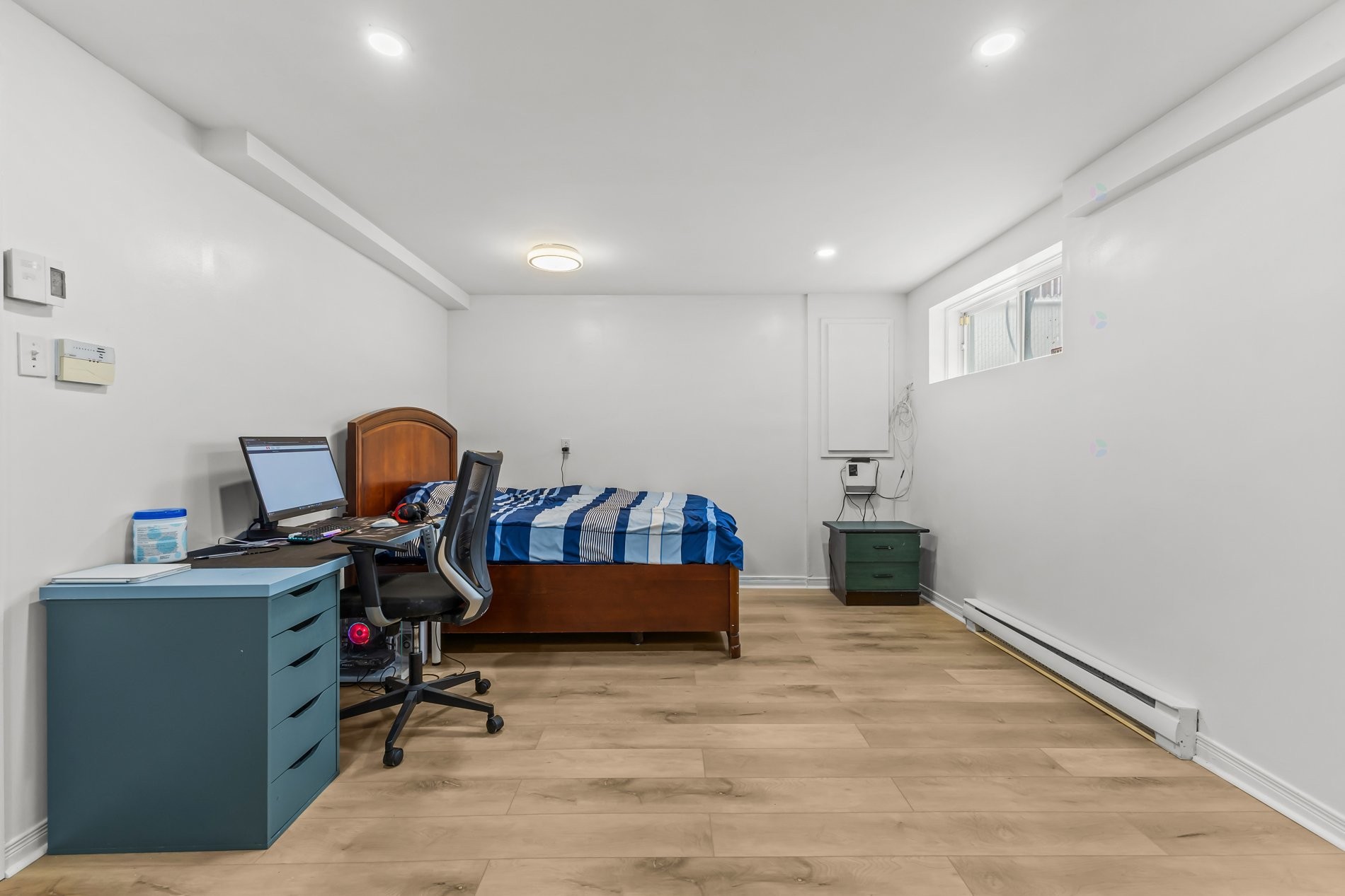 









6856


Rue Henri-Julien

,
Laval (Sainte-Rose),




QC
H7L5X7

