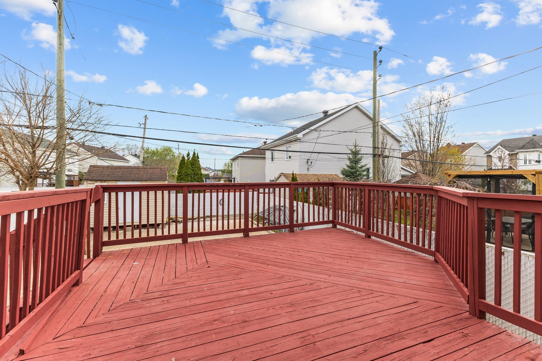 









6856


Rue Henri-Julien

,
Laval (Sainte-Rose),




QC
H7L5X7

