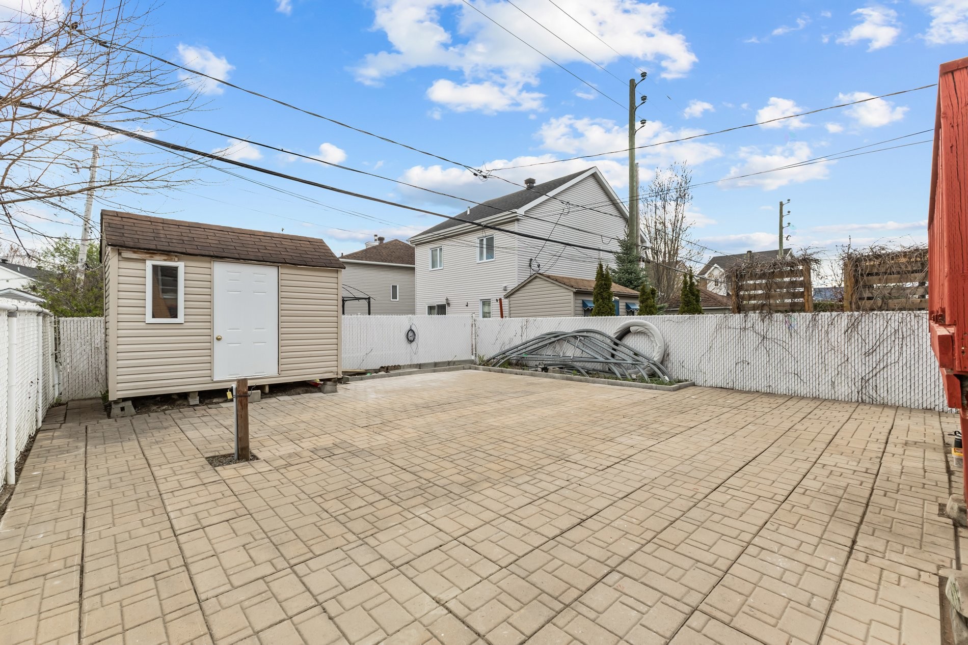 









6856


Rue Henri-Julien

,
Laval (Sainte-Rose),




QC
H7L5X7

