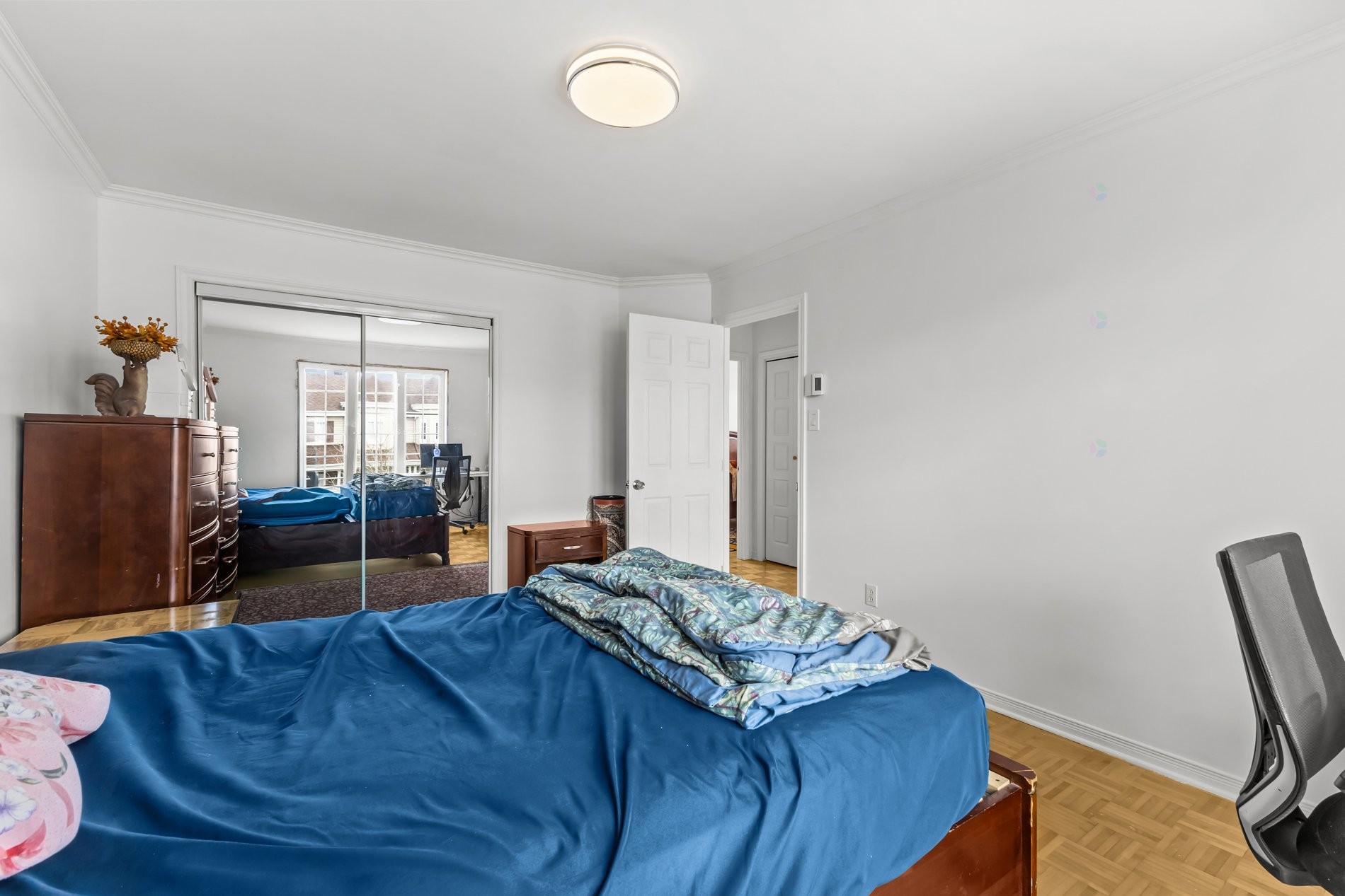 









6856


Rue Henri-Julien

,
Laval (Sainte-Rose),




QC
H7L5X7


