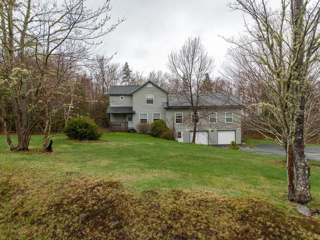 












10 Sylvania Terrace

,
Hammonds Plains,




NS
B3Z 1J1

