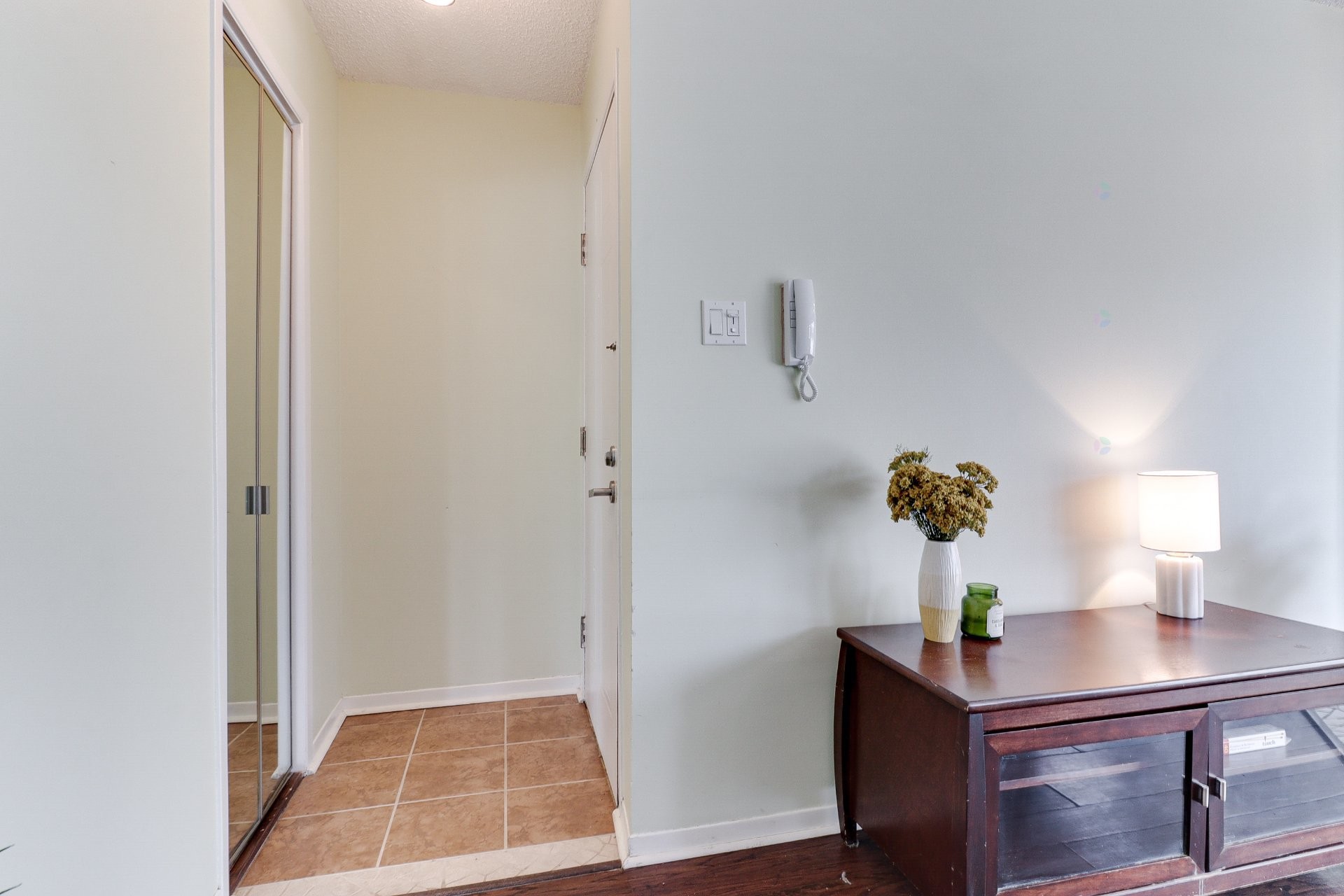 









1187


Boul. Iberville

, 3,
Repentigny (Repentigny),




QC
J5Y3H7

