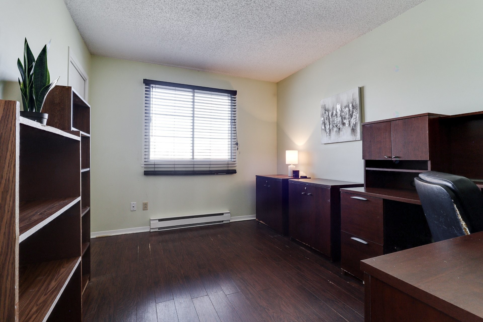 









1187


Boul. Iberville

, 3,
Repentigny (Repentigny),




QC
J5Y3H7

