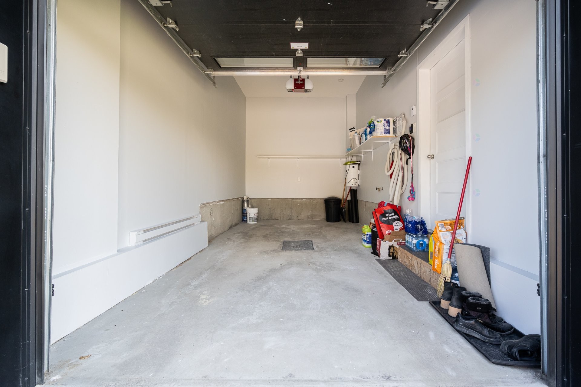 









4573A


Boul. Dagenais O.

,
Laval (Fabreville),




QC
H7R0G8

