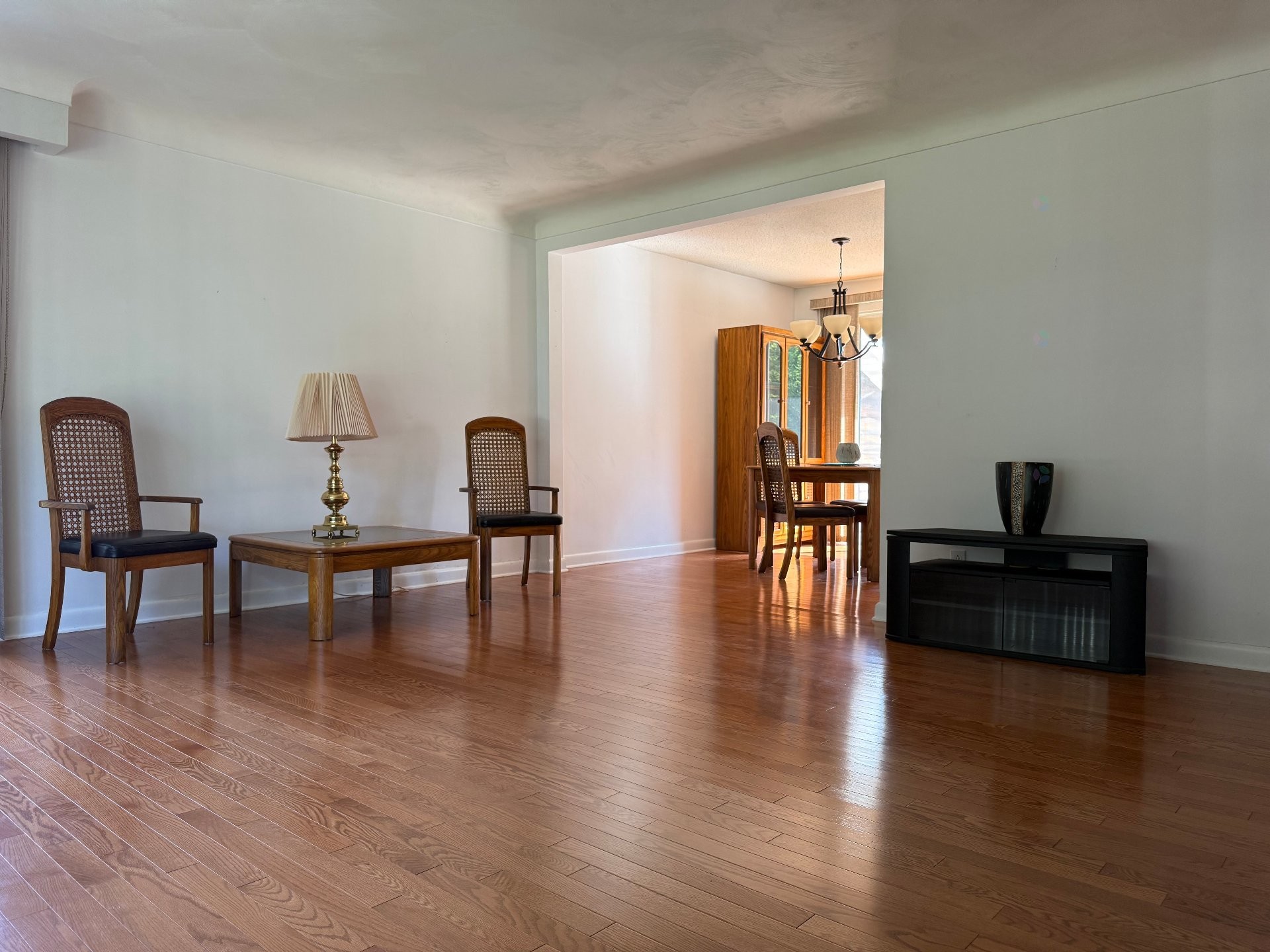 









24


Rue Sunset

,
Gatineau (Gatineau),




QC
J8P8B1

