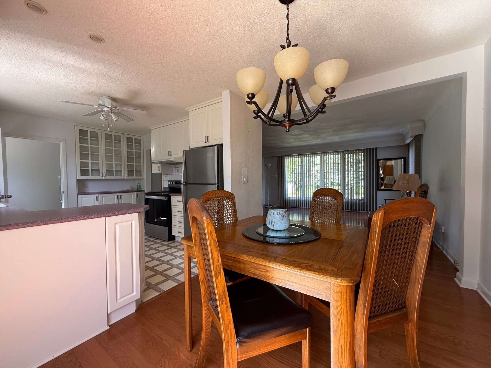 









24


Rue Sunset

,
Gatineau (Gatineau),




QC
J8P8B1

