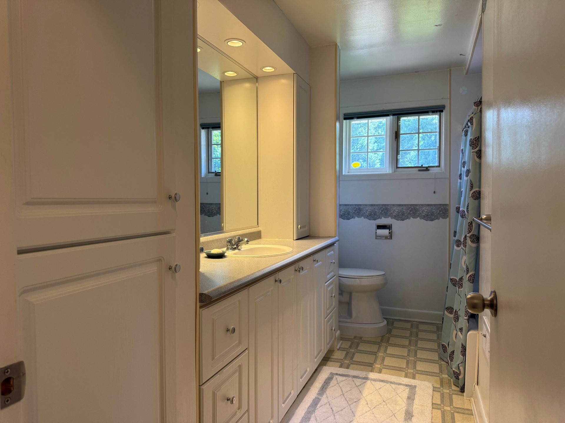 









24


Rue Sunset

,
Gatineau (Gatineau),




QC
J8P8B1

