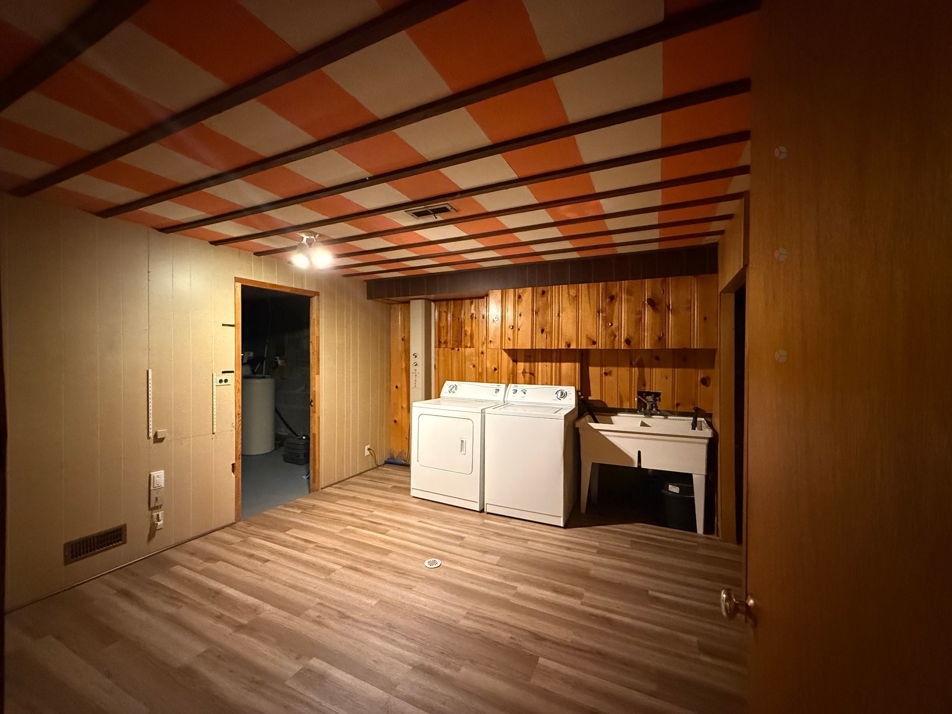 









24


Rue Sunset

,
Gatineau (Gatineau),




QC
J8P8B1

