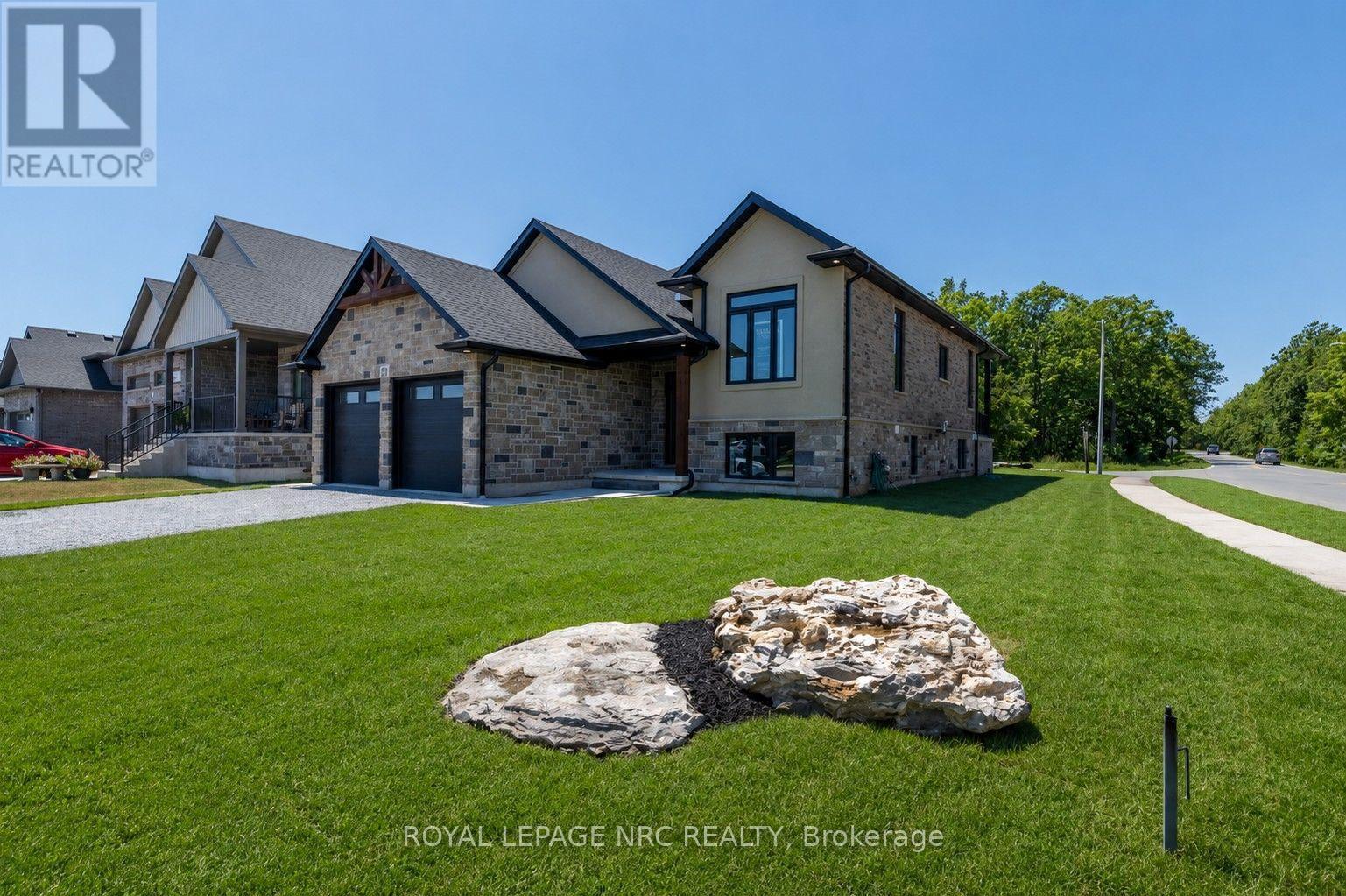 












270 LANCASTER DRIVE

,
Port Colborne (Sugarloaf),




Ontario
L2V5P3


