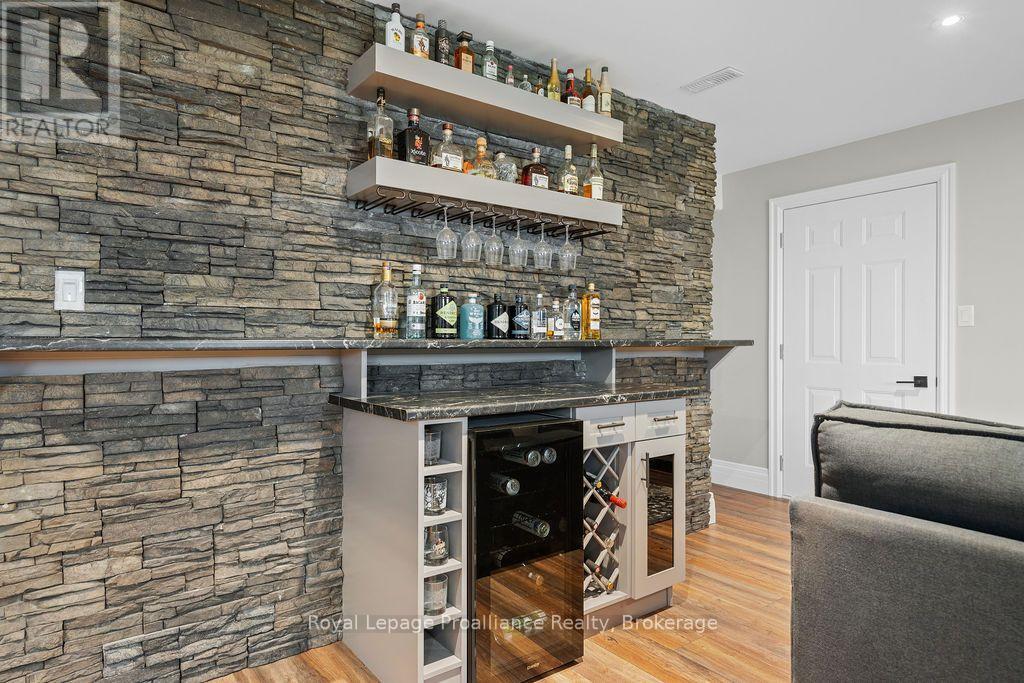 












45 AMBROSIA TERRACE

,
Quinte West (Murray Ward),




Ontario
K8V0G7

