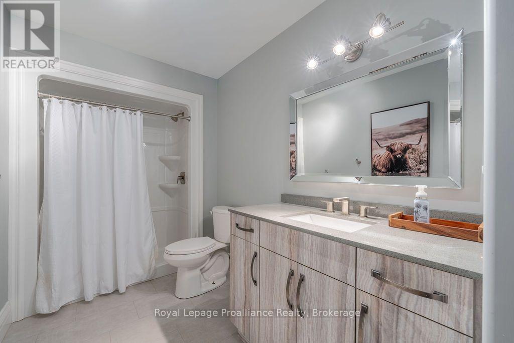












45 AMBROSIA TERRACE

,
Quinte West (Murray Ward),




Ontario
K8V0G7

