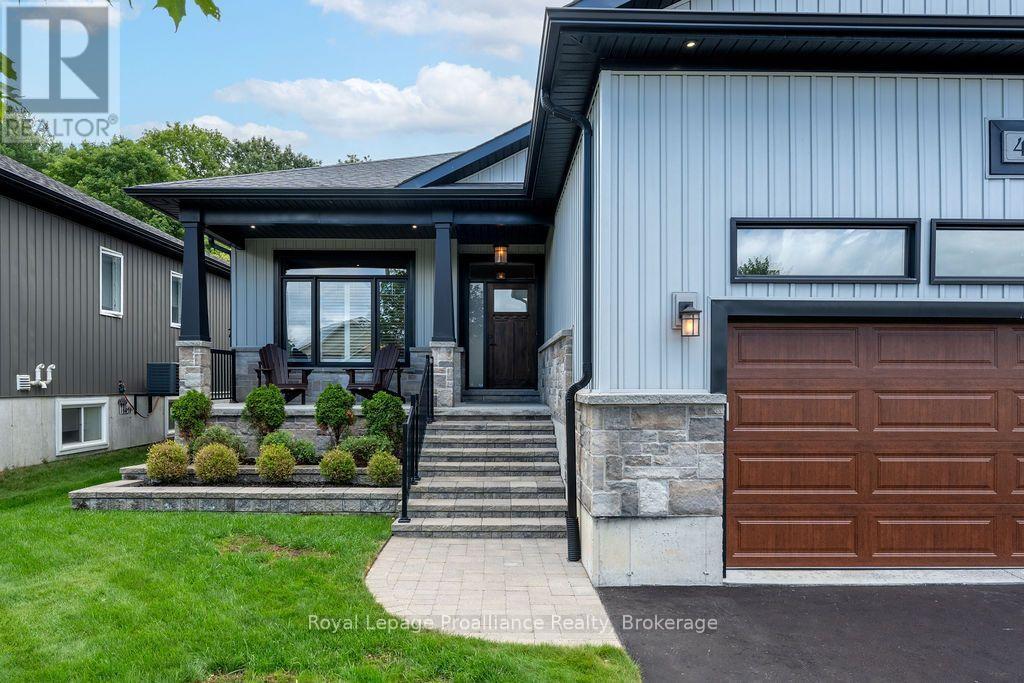












45 AMBROSIA TERRACE

,
Quinte West (Murray Ward),




Ontario
K8V0G7

