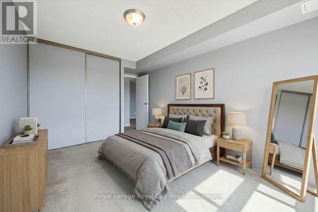 












606 - 358 WATERLOO AVENUE

,
Guelph (Junction/Onward Willow),




Ontario
N1H7Y3


