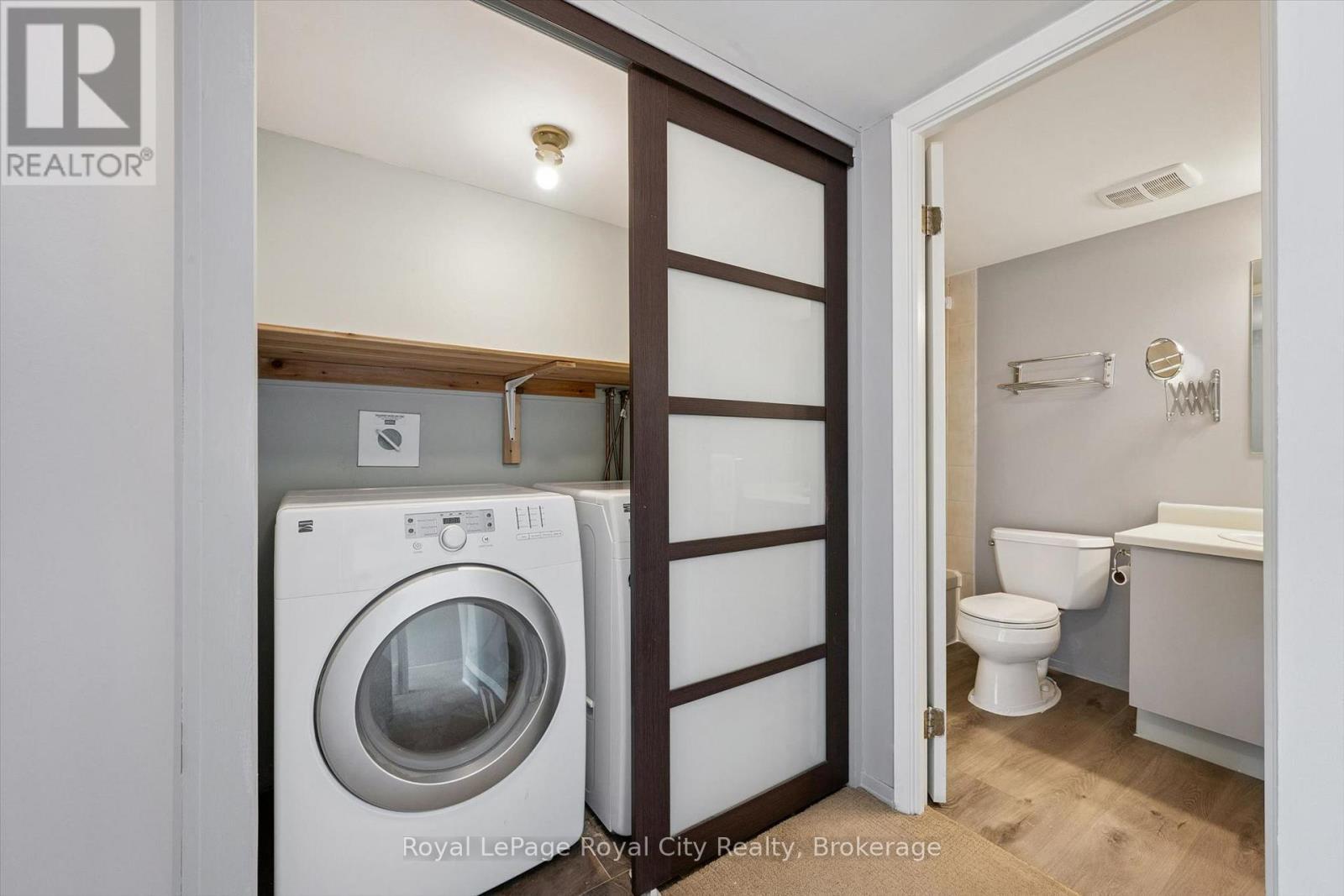 












606 - 358 WATERLOO AVENUE

,
Guelph (Junction/Onward Willow),




Ontario
N1H7Y3

