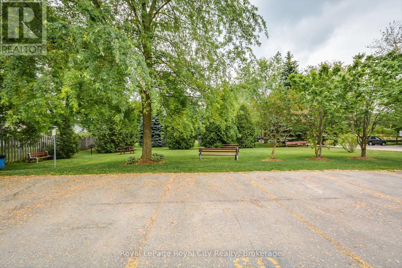 












606 - 358 WATERLOO AVENUE

,
Guelph (Junction/Onward Willow),




Ontario
N1H7Y3

